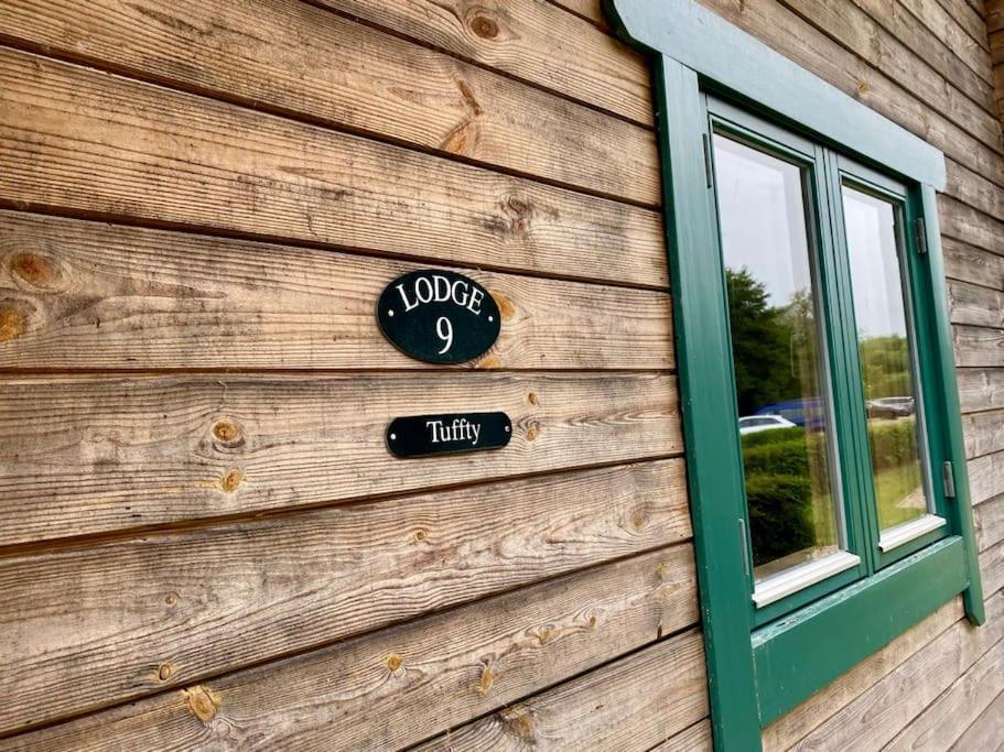 Tufty Lodge, Lake Pochard Lodge 9 South Cerney Dış mekan fotoğraf